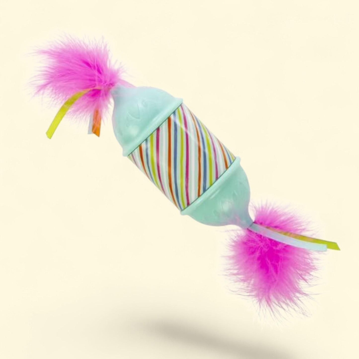 SmartyKat Roll 'N Return Cat Toy, Size M