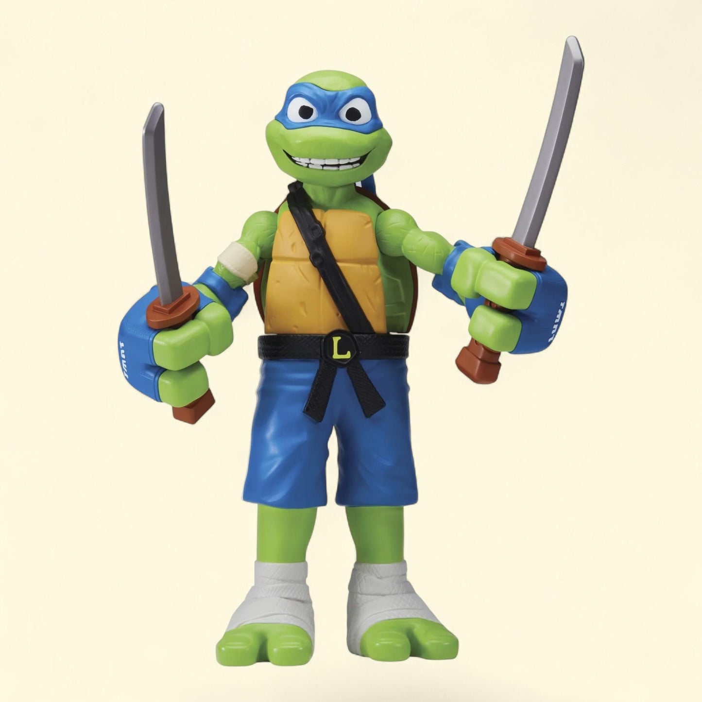 Playmates Toys Teenage Mutant Ninja Turtles: Giant 12" Roll N Punch Leonardo Figure