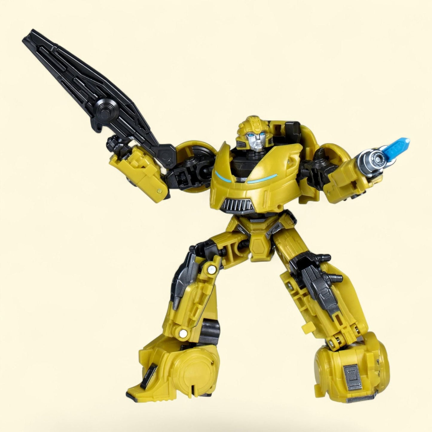 Transformers Studio Series Deluxe Class Bumblebee (B-127) Action Figure, 4.5"