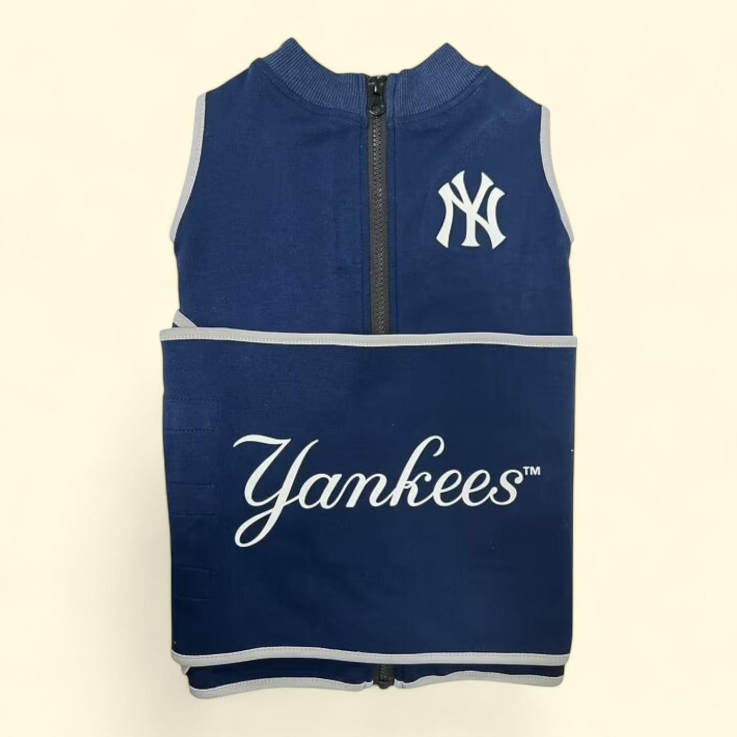 Pets First New York Yankees Dog Anxiety Calming Shirt, Medium