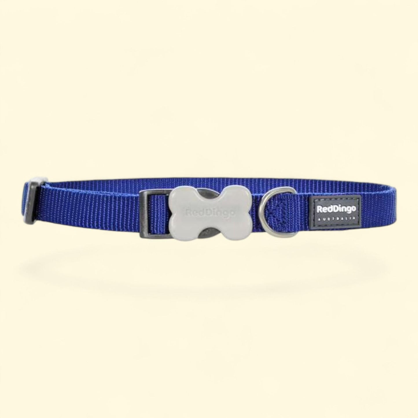 Red Dingo Dog Collar, Medium — authentic US product shipped worldwide by Treatspree