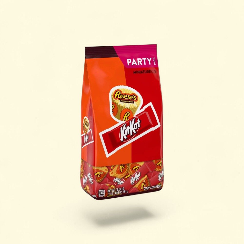 Reese's & Kit Kat Assorted Milk Chocolate Candy Party Pack — authentic US product shipped worldwide by Treatspree