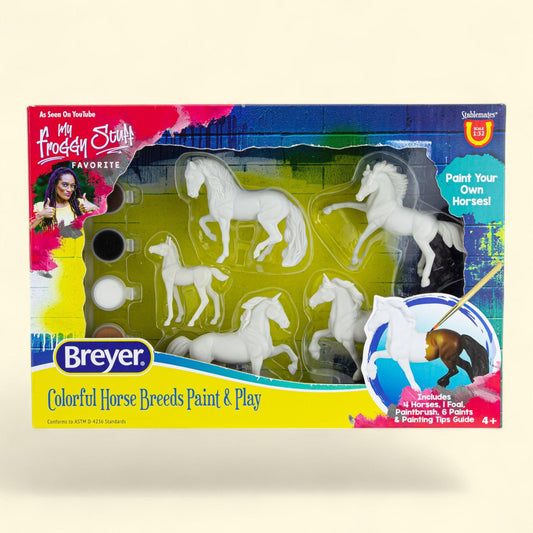 Breyer Colorful Horse Stablemates 1:32 Scale Kit, 14 Pieces
