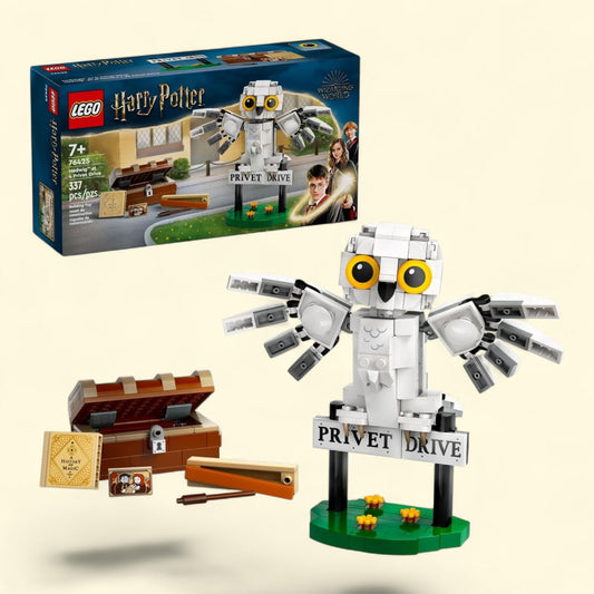 LEGO Harry Potter Hedwig at 4 Privet Drive, 76425