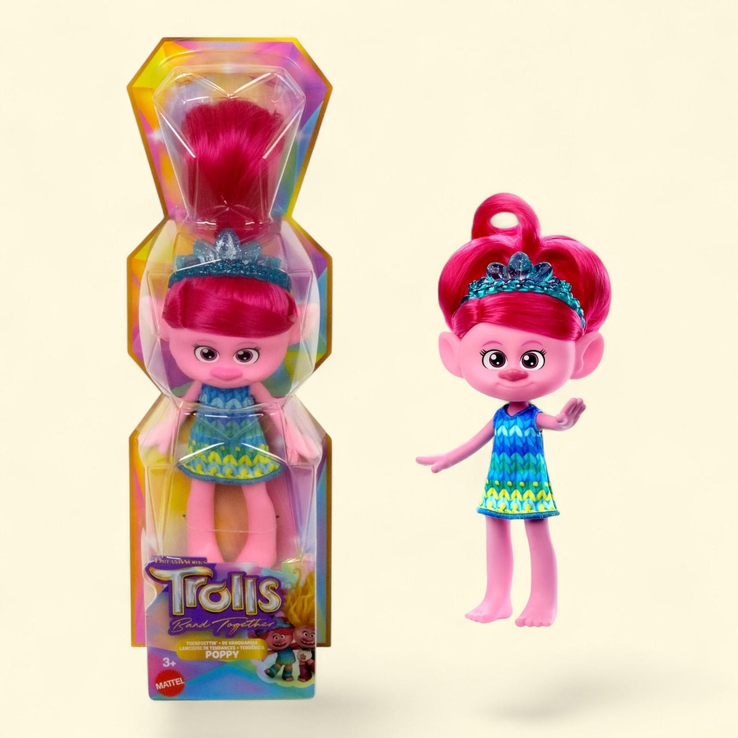 DreamWorks Trolls Band Together Trendsettin’ Queen Poppy Fashion Doll, 10 inches