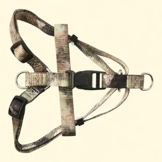 Vibrant Life Dog Harness, Strategy Green Camo, Medium