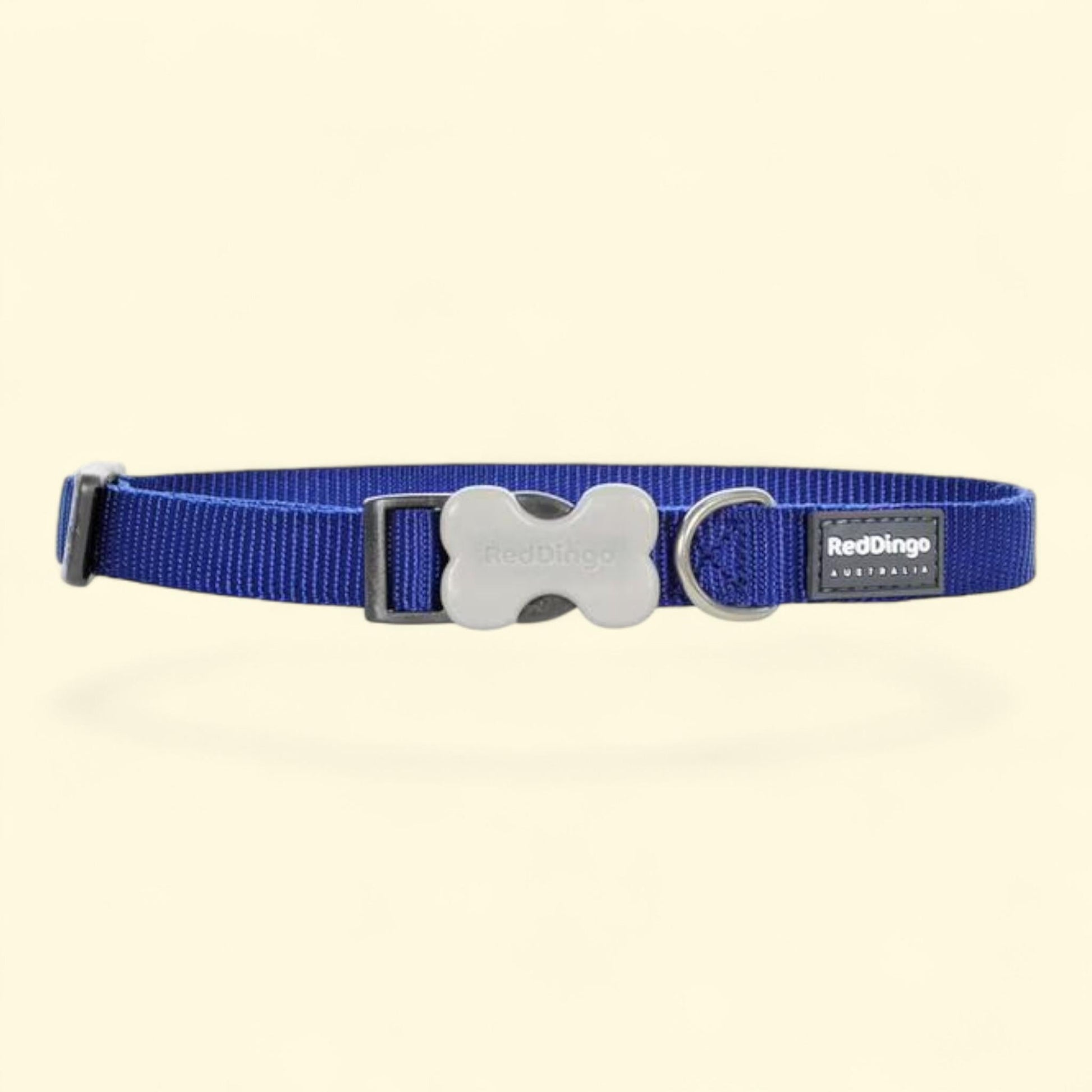 Red Dingo Dog Collar, Medium — authentic US product shipped worldwide by Treatspree