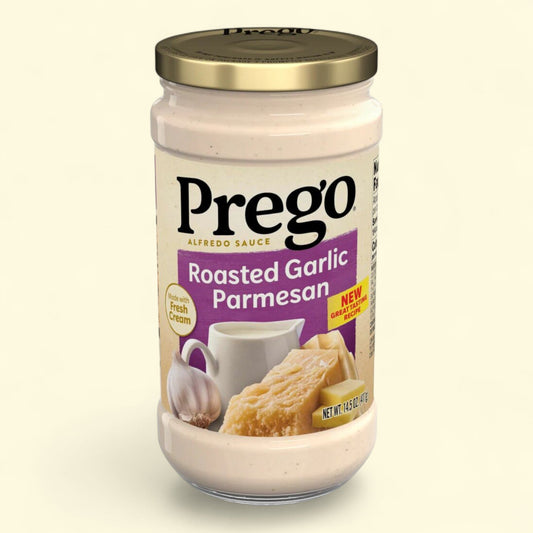 Prego Alfredo Pasta Sauce with Roasted Garlic and Parmesan Cheese, 14 oz