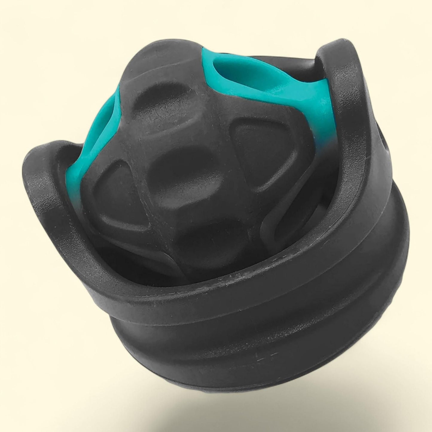 Skelcore Spiky Massage Ball, Black/Green